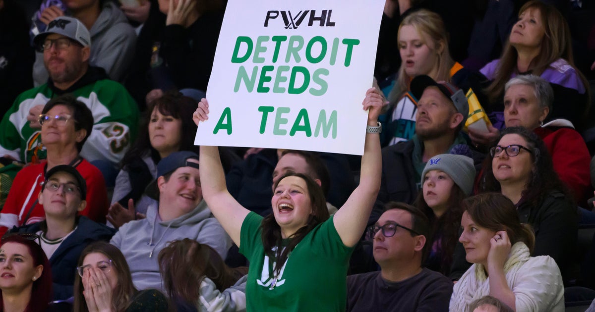 Detroit shoots to boost its bid for PWHL expansion team, drawing record crowd for pro women's hockey