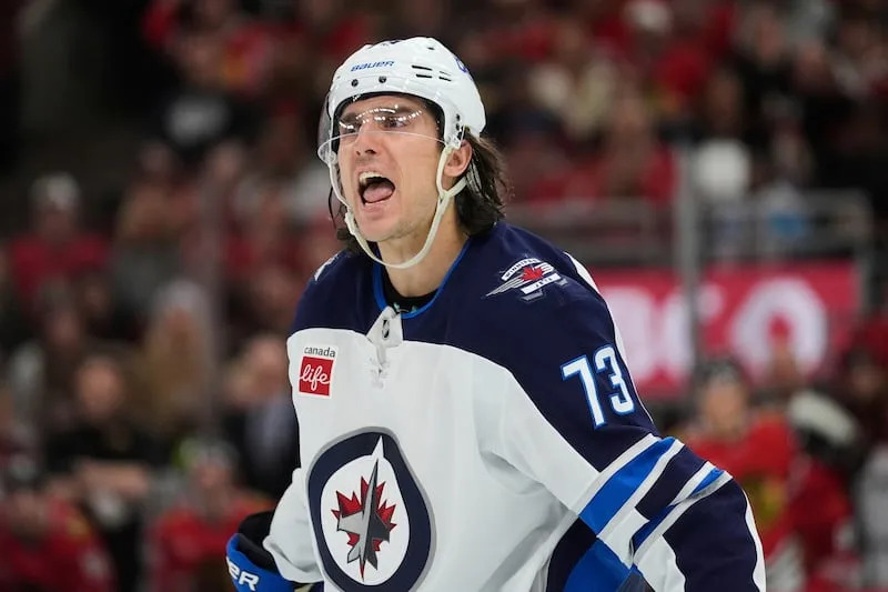 Jets Blackhawks Hockey