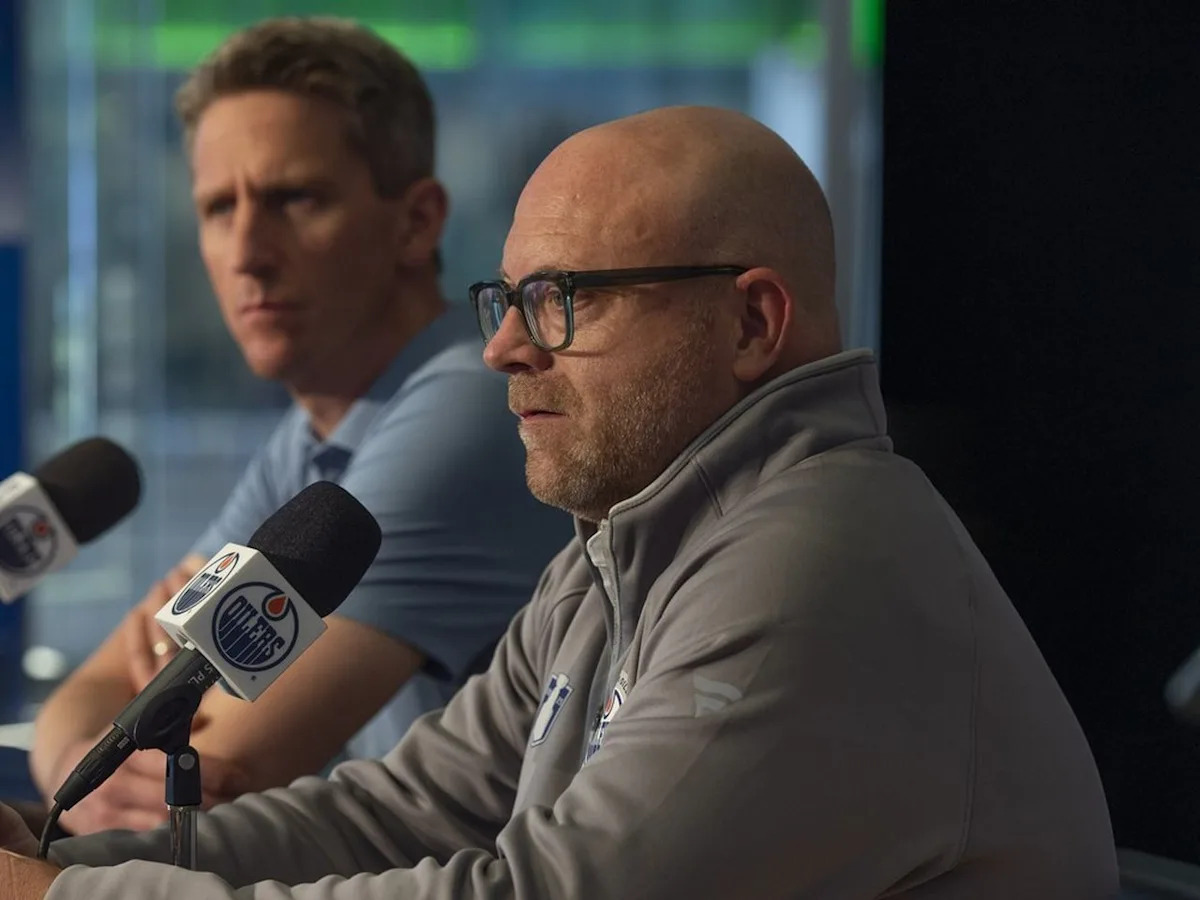 Edmonton Oilers G.M. Stan Bowman gets a bad rap for how he handled Broberg/Holloway: 9 Things