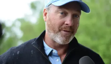 Congédiement à New York: Patrick Roy en première page