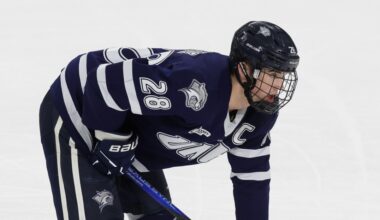Avalanche sign NCAA free agent Alex Gagne