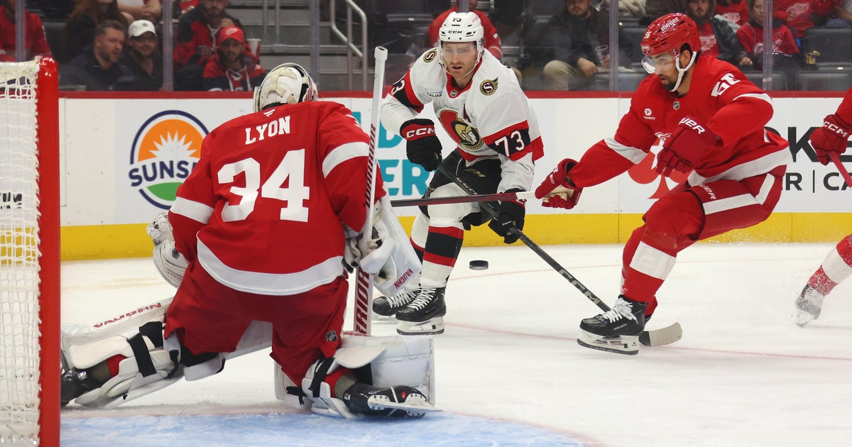 Detroit Red Wings delay start of home opener due to ALDS game