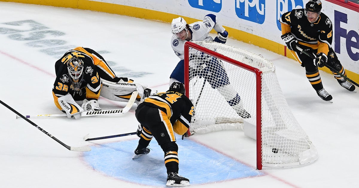 Penguins let 2-0 lead slip away, lose 3-2 to Tampa Bay in overtime
