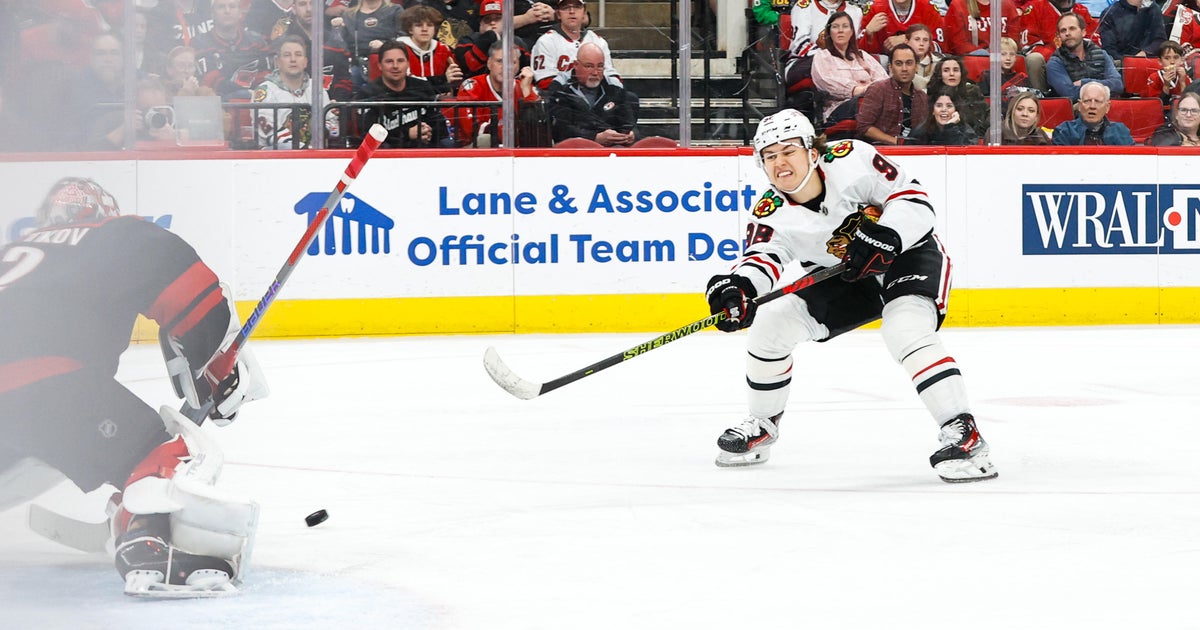Last-place Blackhawks fall short to Carolina Hurricanes