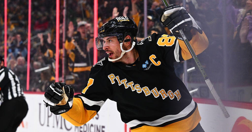 Sidney Crosby moves into 4th all-time in scoring with a single franchise