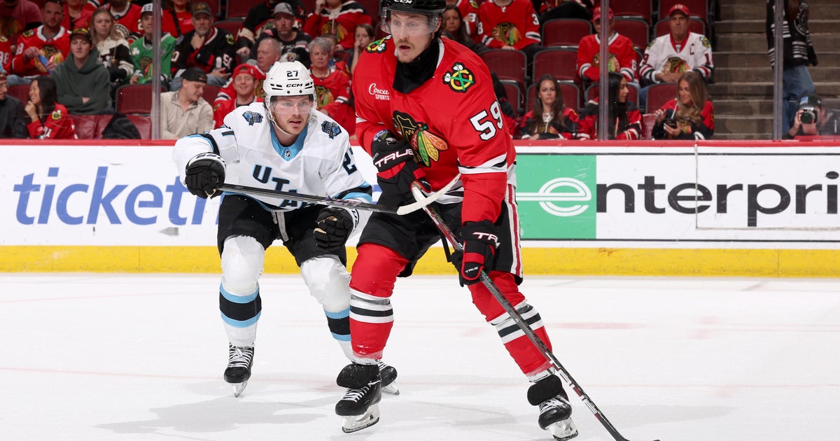 Blackhawks lose third straight in fall to Utah
