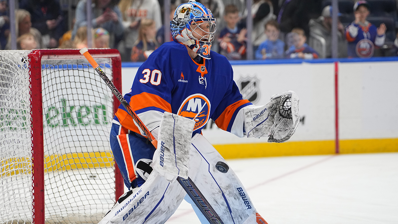 Sorokin credited with goal for Islanders in win against Predators