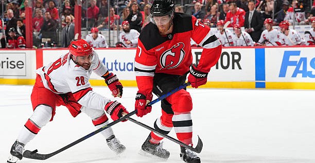 New Jersey Devils beat Carolina Hurricanes in Game 3