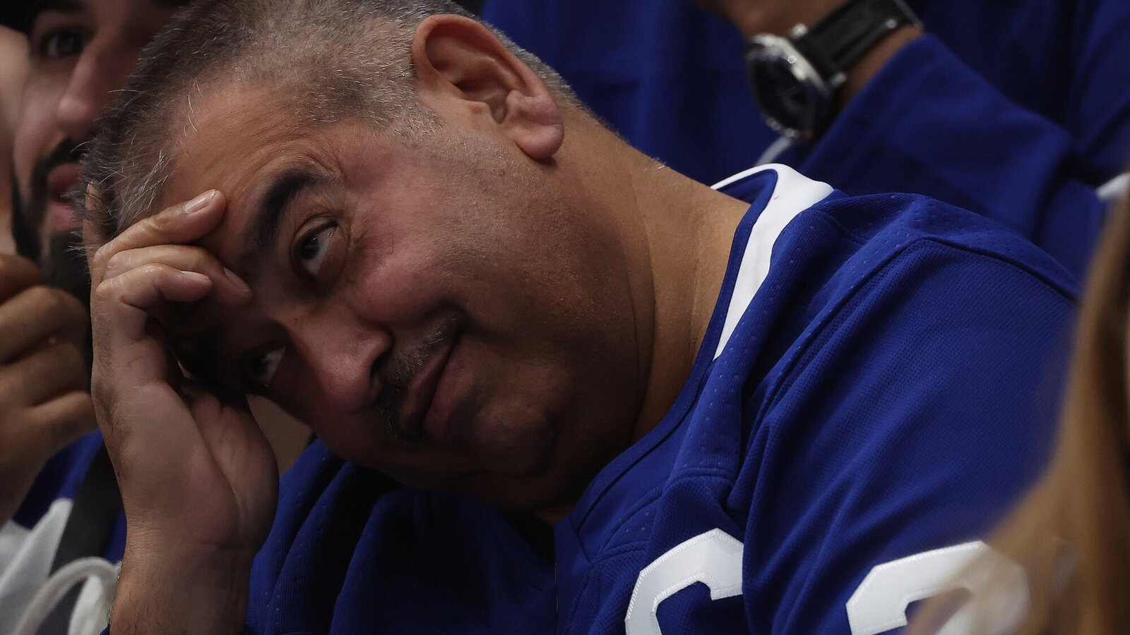 Which NHL teams have the longest current Stanley Cup droughts?