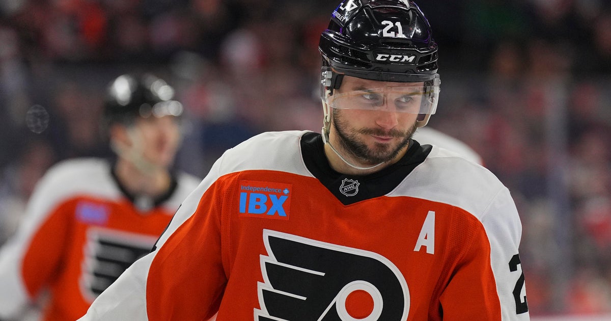 Flyers trade Scott Laughton to Maple Leafs, Erik Johnson to Avalanche