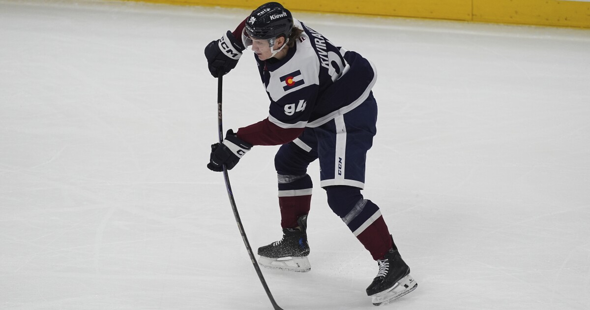 Avalanche re-sign Joel Kiviranta to one-year deal