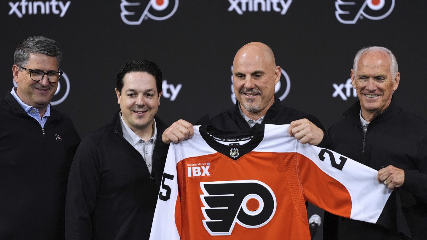 Flyers name Rick Tocchet as head coach in a move to rebuild
