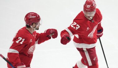 Stenlund ends scoring drought to help Utah down slumping Red Wings, 4-2