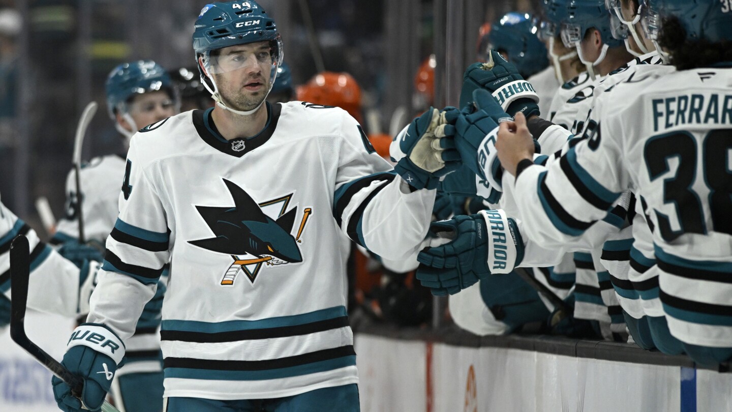 Sharks buying out the final year of Marc-Edouard Vlasic's contract