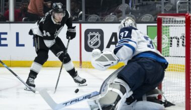 Alex Laferriere agrees to 3-year deal to stay with LA Kings