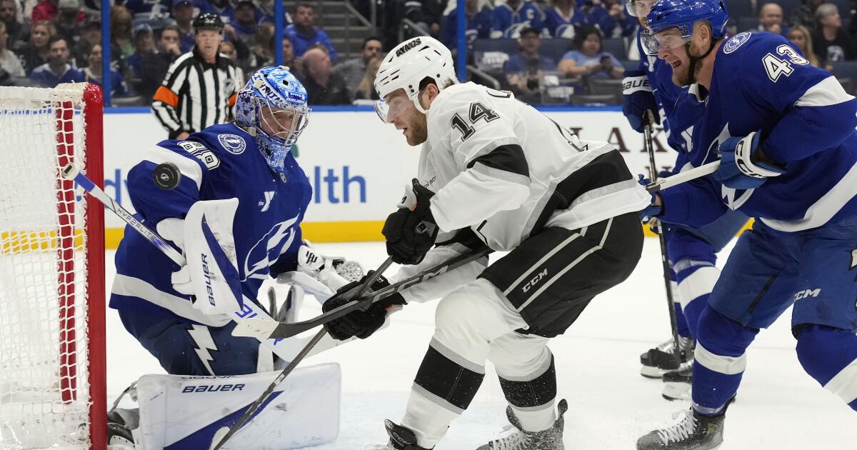 Kings drop fourth straight game, losing to Lightning in shutout