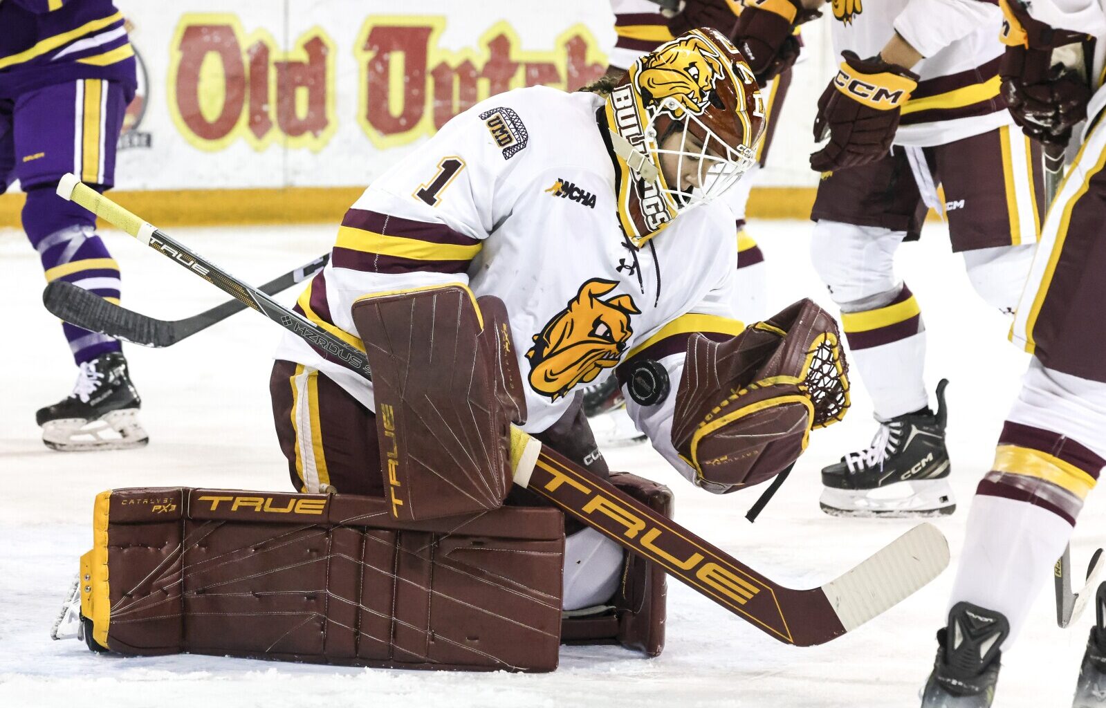 Bulldogs' Gascon, Kraemer invited to Canadian Olympic camp - Duluth News Tribune