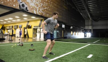 Walker Duehr Signs with Winnipeg Jets | NHL Training Camp 2025 - Sioux Falls Live