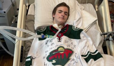 Young hockey player returns to the rink nine months after a devastating injury
