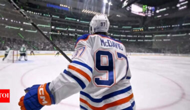 NHL Trade Rumor: Edmonton Oilers brace for uncertainty as Connor McDavid might begin season without extension signed | NHL News