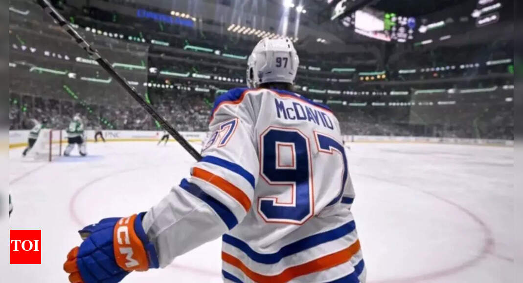 NHL Trade Rumor: Edmonton Oilers brace for uncertainty as Connor McDavid might begin season without extension signed | NHL News