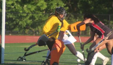 BULLDOGGED: Bedford field hockey mauls Cards, 7-1 | News, Sports, Jobs