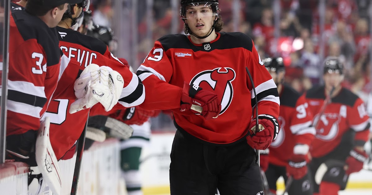 6 Restricted Free Agents Still Without Contracts