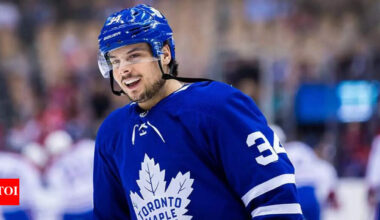 Auston Matthews keeps the Toronto Maple Leafs competitive despite roster concerns | NHL News