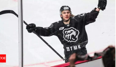 Former KHL sensation Maxim Shabanov touches down on Long Island to compete for the upcoming NHL season | NHL News