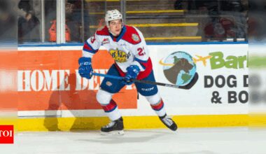 Jalen Luypen joins South Carolina Stingrays after leaving Chicago Blackhawks system bringing pro experience and playoff pedigree | NHL News