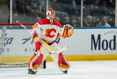 Dustin Wolf signs a seven-year, $52.5 million extension with the Calgary Flames