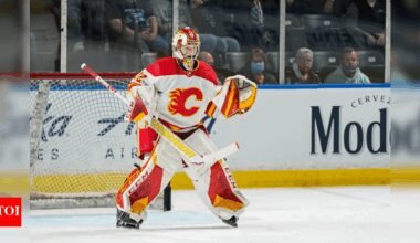 Dustin Wolf signs a seven-year, $52.5 million extension with the Calgary Flames | NHL News