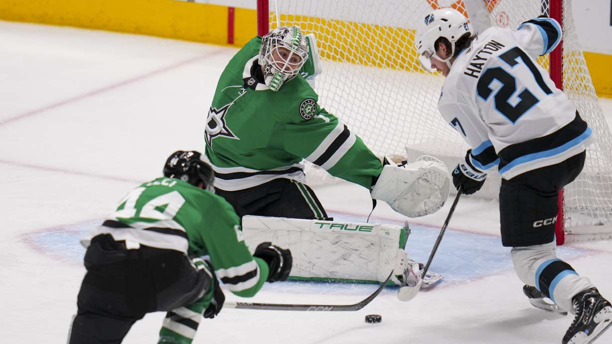 From 'winging it' to owning the crease: Inside Barrett Hayton's breakout year for Utah HC