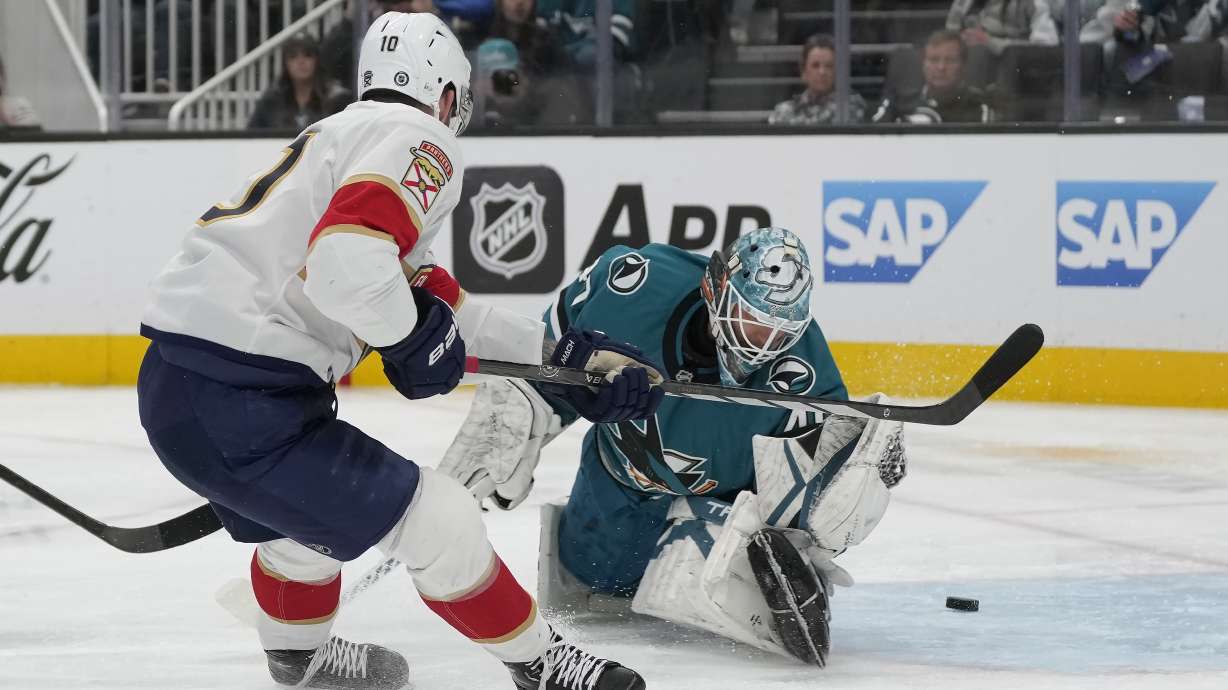 Aaron Ekblad scores in return from injury in the Panthers' 7-2 victory over the Sharks