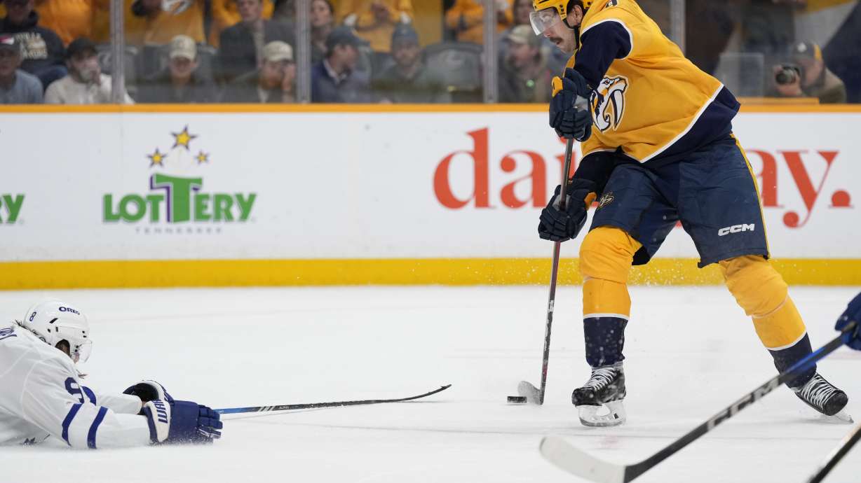 Evangelista and Forsberg lead Predators to 5-2 win over Maple Leafs