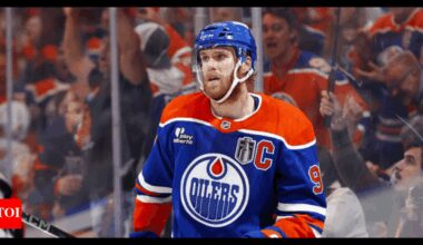 “We’ll be patient”: Stan Bowman on Connor McDavid’s contract decision and Edmonton Oilers’ approach | NHL News