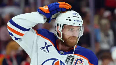 Oilers GM addresses Connor McDavid contract uncertainty, urges fans to avoid panic while stressing team’s championship priorities
