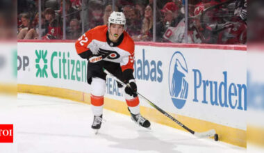 Denver Barkey, Alex Bump, and Carson Bjarnason lead Philadelphia Flyers rookies to a comeback win | NHL News