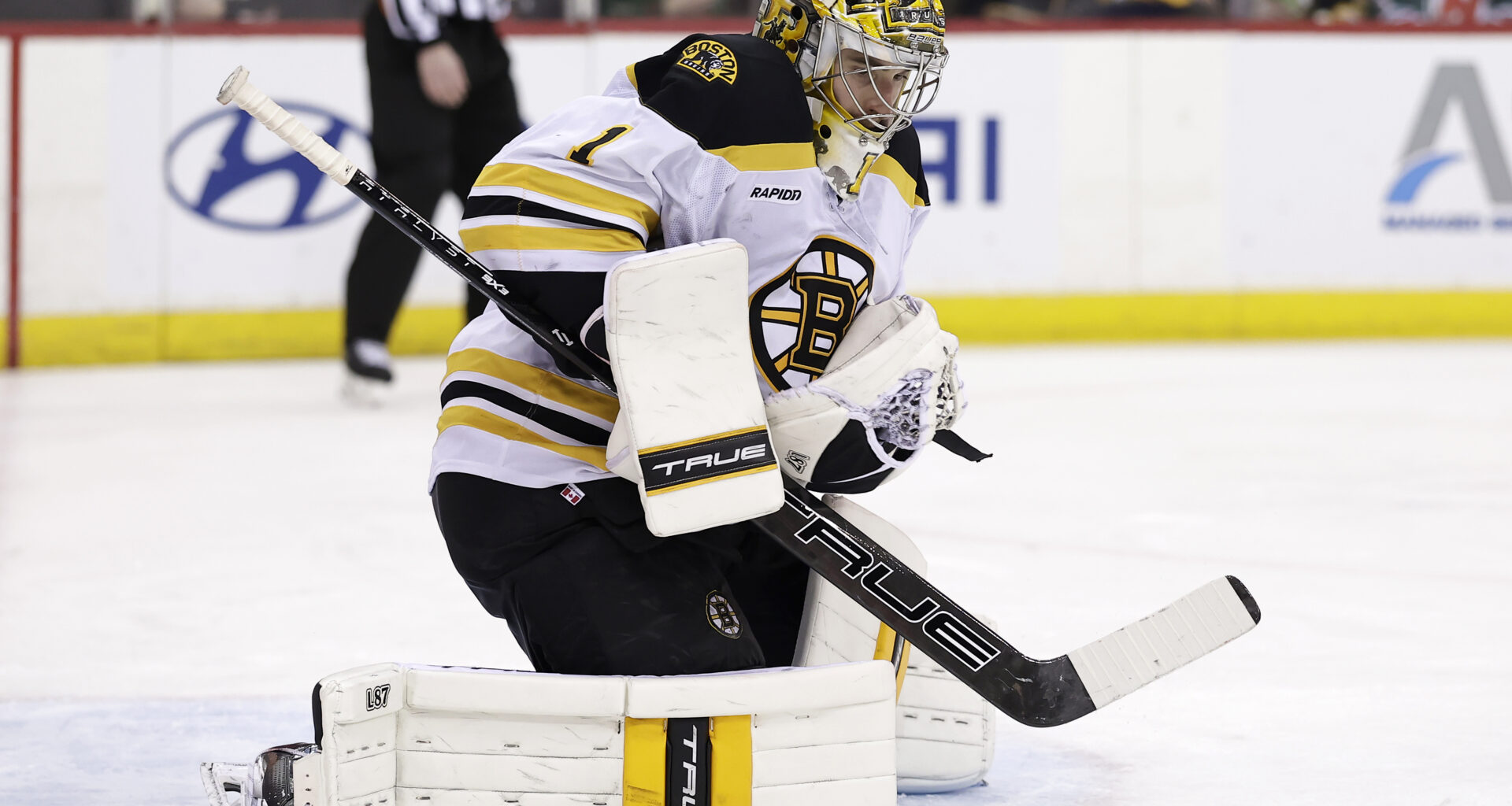 Goalie Jeremy Swayman returns to Bruins practice