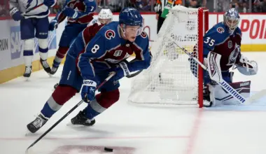 Colorado Avalanche Star Suffers Concerning, 'Loud' Injury