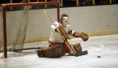 Ed Giacomin, Rangers legend and Hall of Fame goaltender, dies at 86