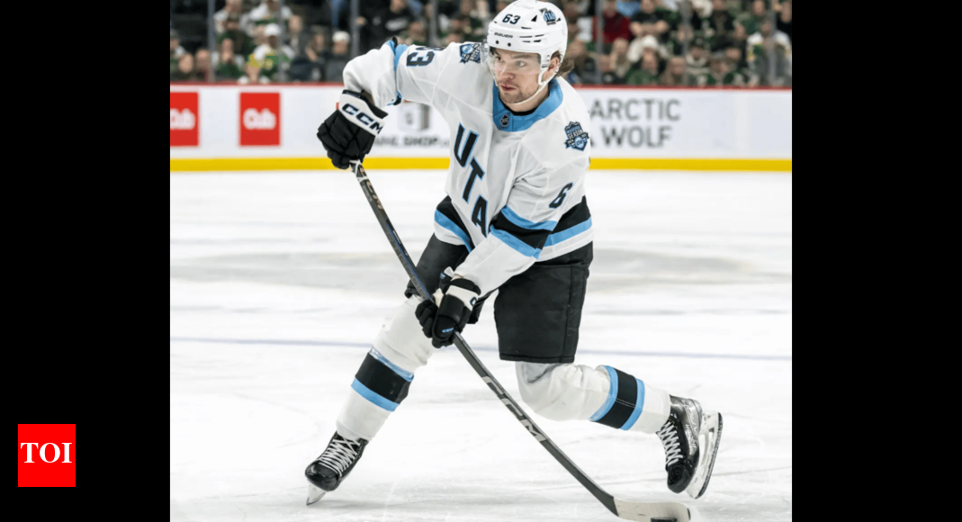 Matias Maccelli gets surprise top-line look with Auston Matthews and Matthew Knies at Toronto Maple Leafs training camp | NHL News