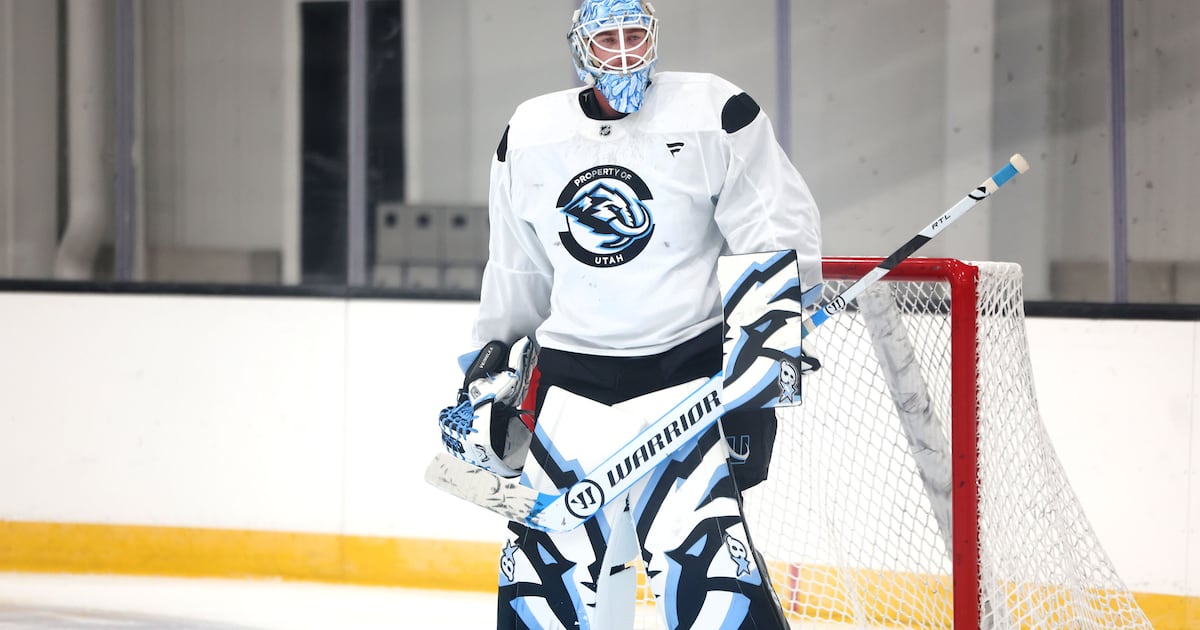 Utah Mammoth's Karel Vejmelka shows off his new pads – Deseret News