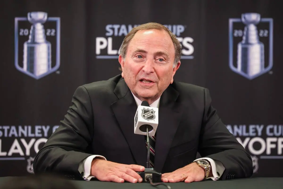 Insiders report the NHL is looking to shake up playoff format after player complaints