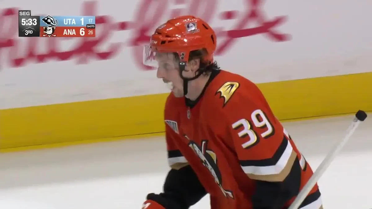 Giants bench QB Russell Wilson, turn to rookie Jaxson Dart