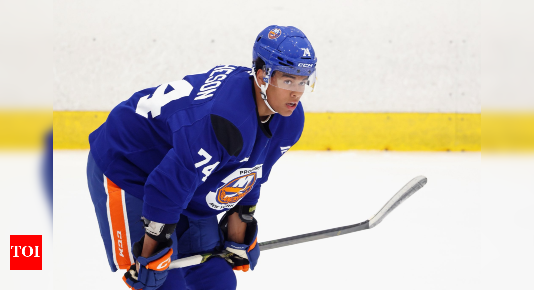 “He hits hard,” says Islanders’ Alexander Romanov on Kashawn Aitcheson ahead of OHL return | NHL News