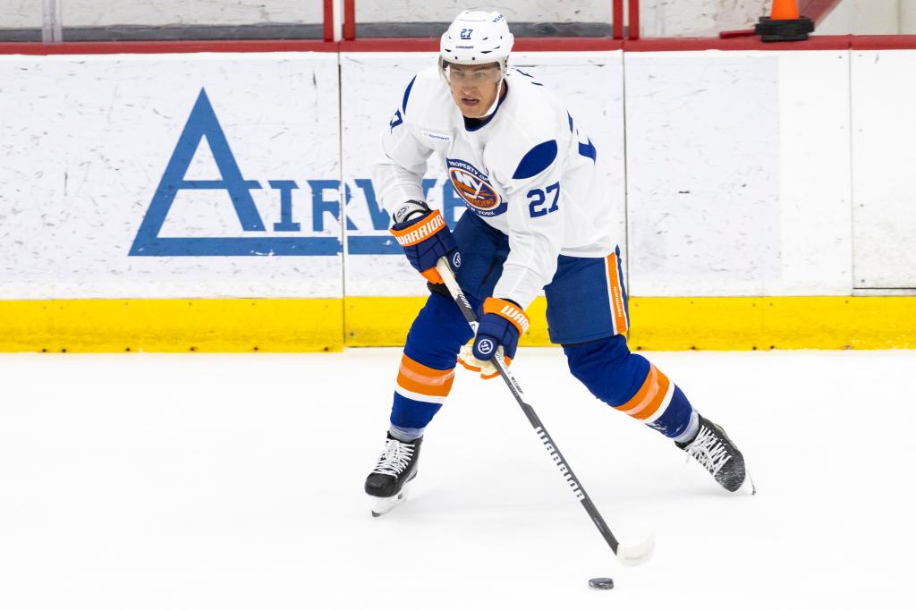 Anders Lee injury revealed — what his status is for Islanders opener