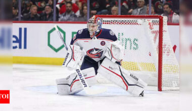 Daniil Tarasov makes a remarkable impression with a 47-save performance for the Florida Panthers against the Carolina Hurricanes | NHL News