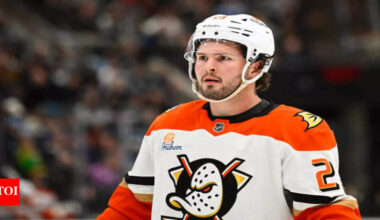 Anaheim Ducks Training Camp: Mason McTavish contract extension holdout creates NHL opportunities for young forwards | NHL News