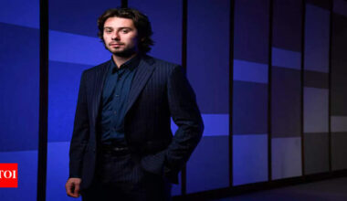 NHL Trade Rumors: Could Quinn Hughes head to Red Wings while Rasmus Andersson faces Flames exit? | NHL News